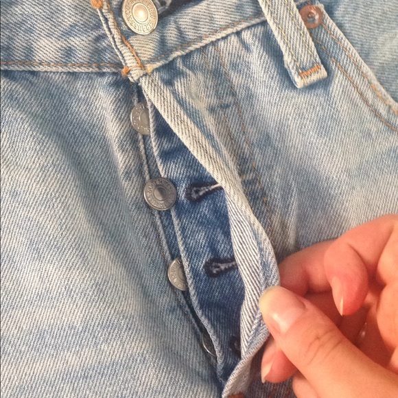 Levi's 501 high rise premium shorts - Picture 10 of 14